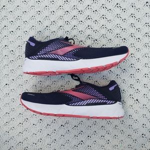 Brooks Adrenaline GTS 22 Womens Black Purple Coral Road Running Shoes